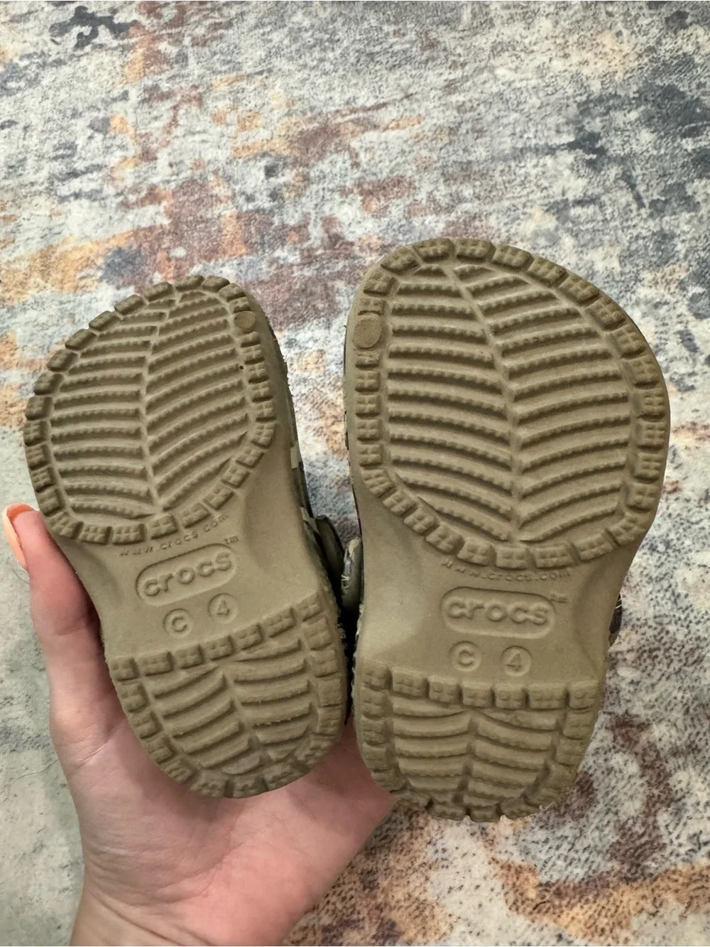 Kids Camo Slip-On Clogs in Green